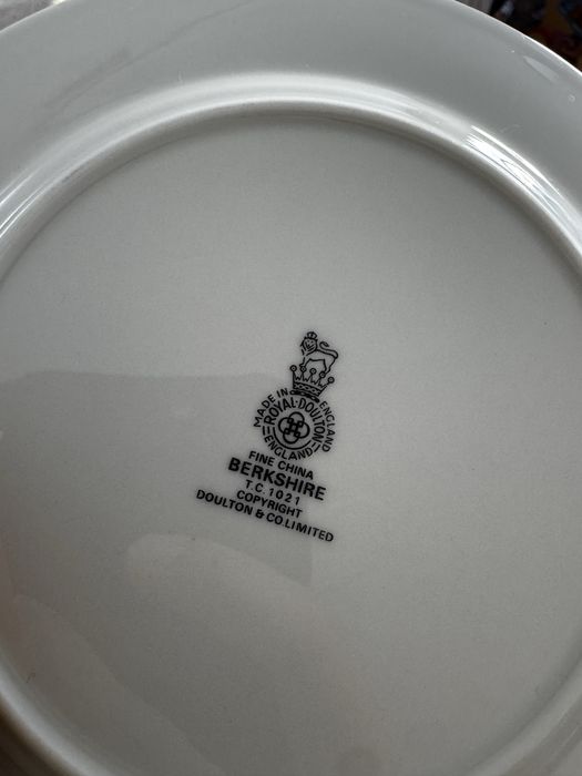 Royal Doulton тарелки
