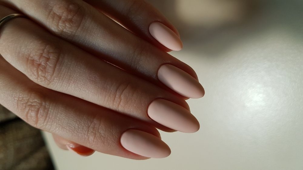 Манікюр  педикюр - м. Оболонь.