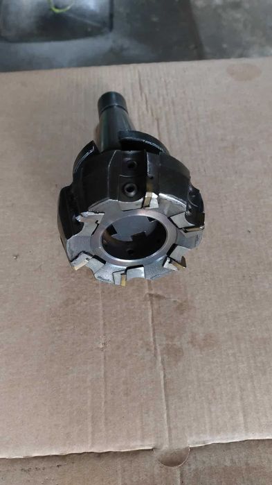 imadła maszynowe,trzpienie frezarskie Wytaczdła,głowice frezerskie