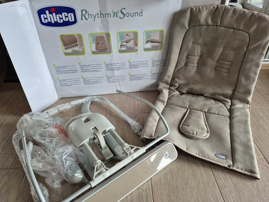 Крісло-гойдалка (шезлонг) Chicco Rhythm'n'Sound для дитини до 6 міс.