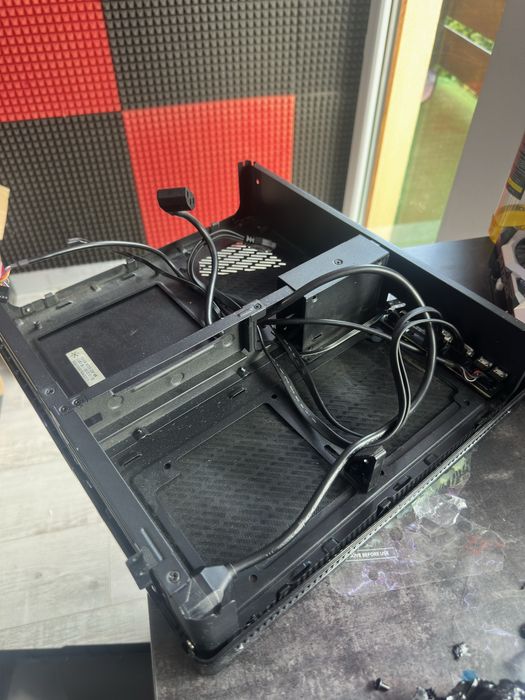Obudowa Komputera SFF Fractal NODE 202
