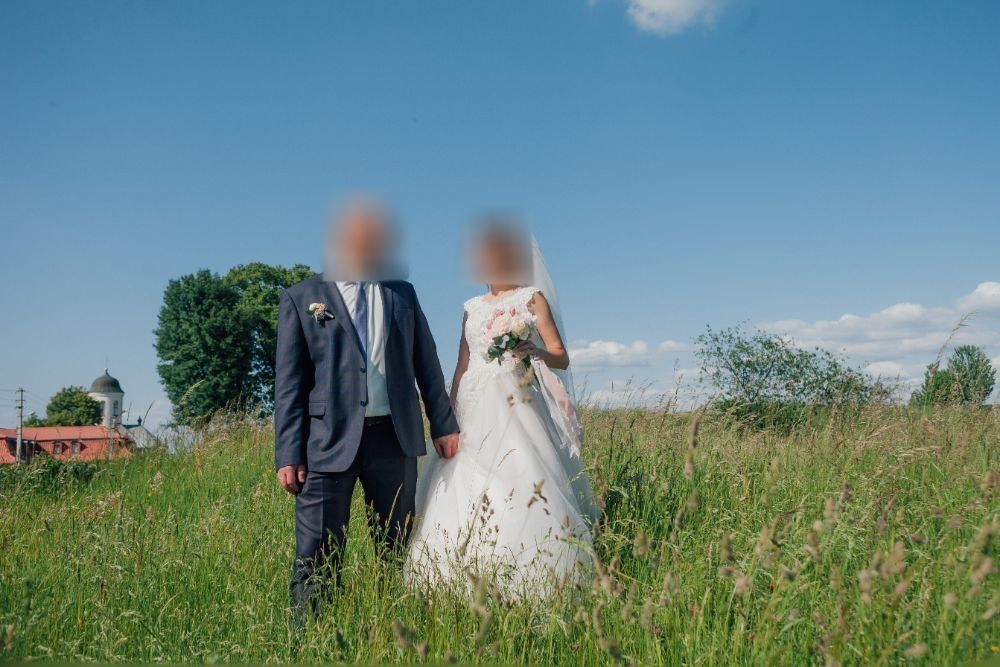 Продам весільне плаття