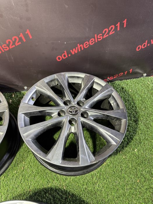 Диски r18 7.5JJ ET45 5x114.3 toyota lexus 3шт