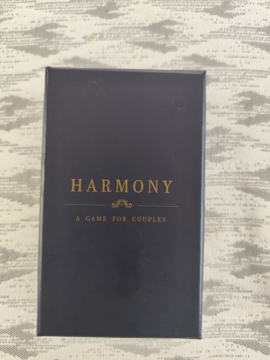 Gra karciana dla par Harmony. Budująca relacje i intymność. Stan bdb
