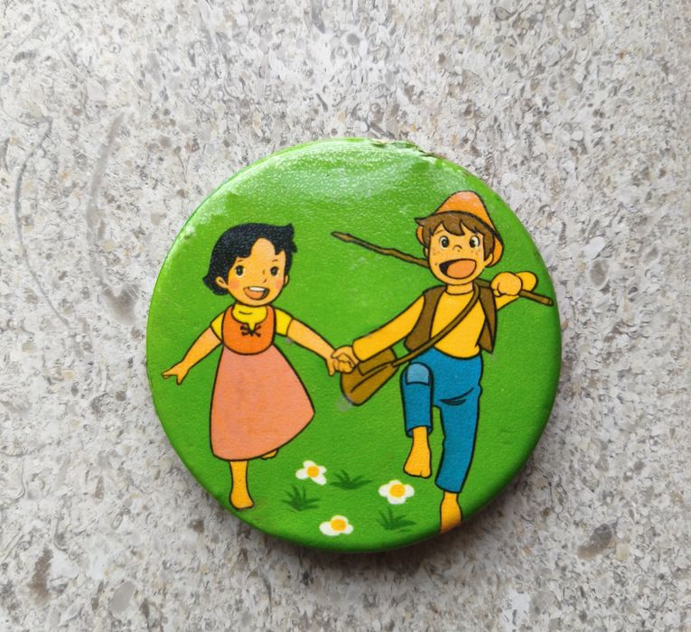 Heidi + Pedro + crachá + 2 cassetes VHS