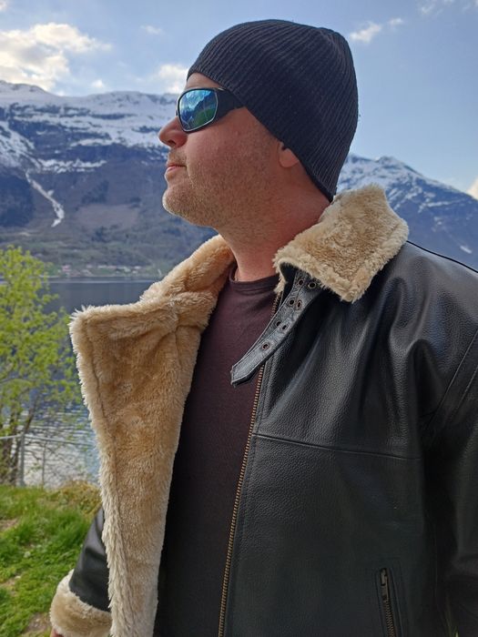 Pilotka skórzana gruba Ciepła jasny kożuszek rozmiarówka na prezent