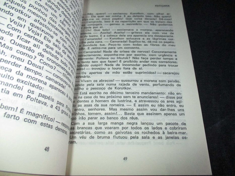 Livro Feitiçaria seguido de Os Ovos Fatídicos e Outras Narrativas