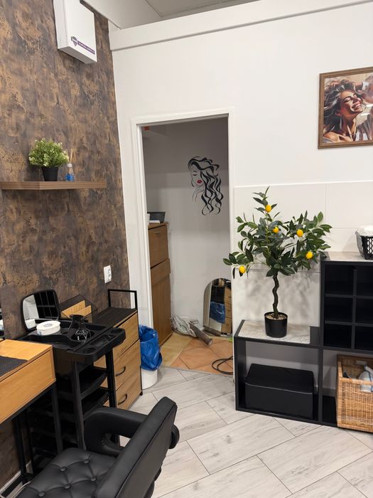 Odstąpi salon urody w centrum miasta