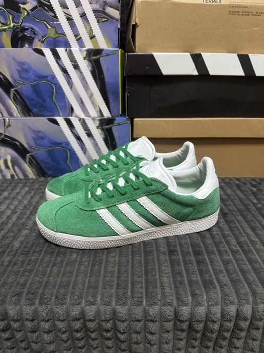 Кросівки  adidas GAZELLE 38(24,5см) оригінал