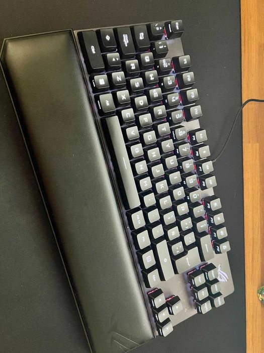 Teclado mecânico Wireless ROG Strix Scope RGB TKL