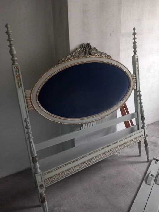 Cama de casal vintage