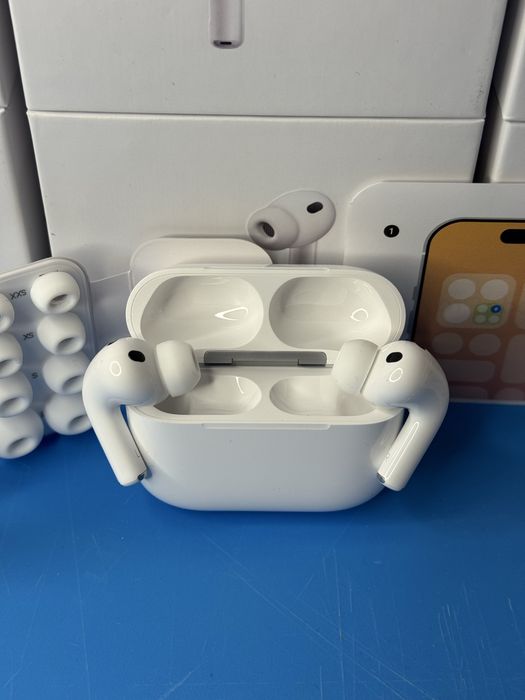 Навушники Apple Airpods Pro 3  з шумоподавленням