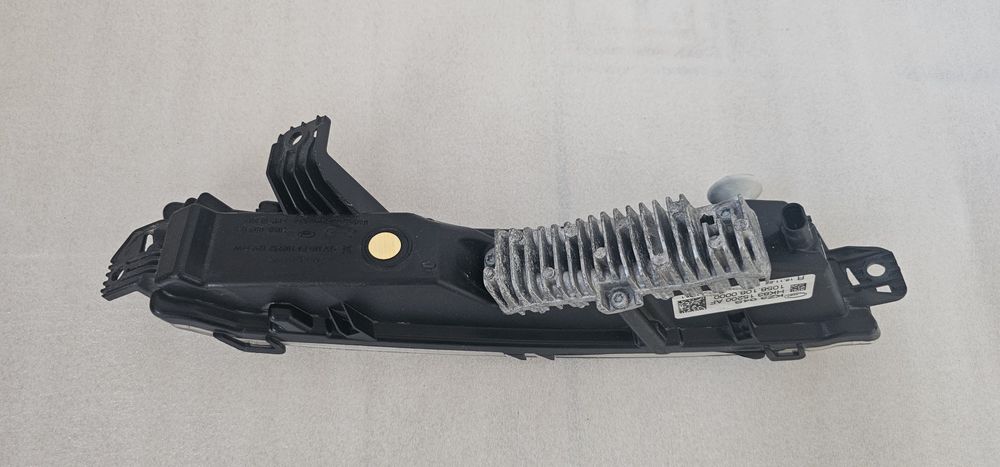 Halogen jaguar f pace ranger rover velar  prawy oryginał nowy