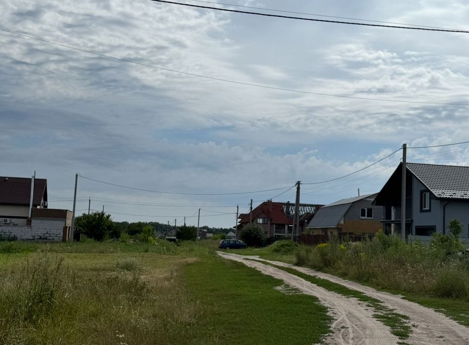 с. Шпитьки, продаємо ділянку під будівництво, 8,7 сот.(ціну знижено)