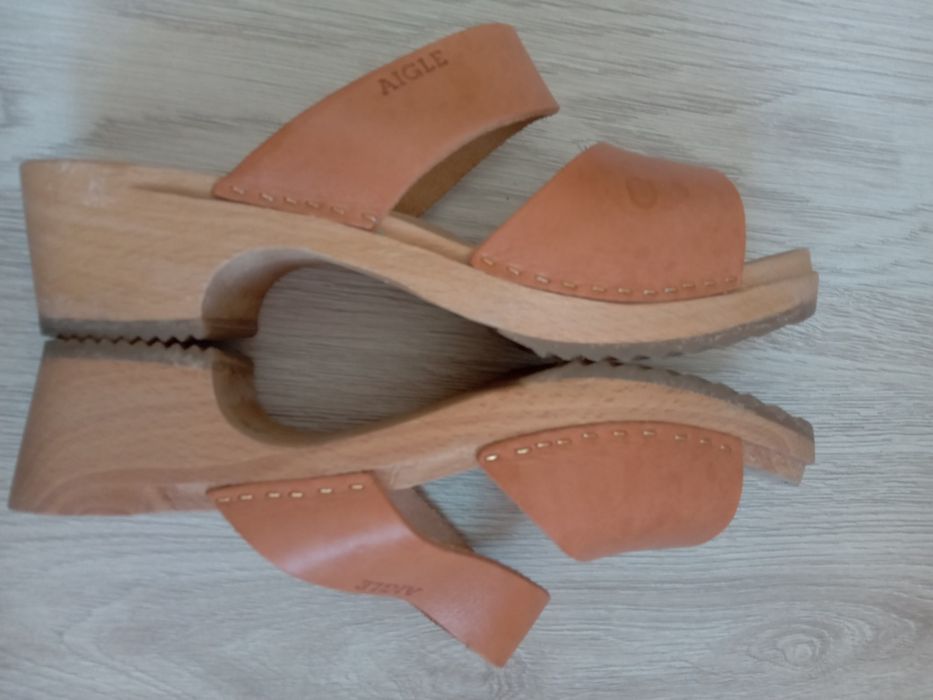 Aigle klapki drewniaki 39