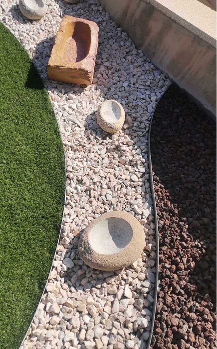 Pias em xisto ou granito para jardim