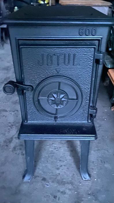 ... Jotul  600 !!!