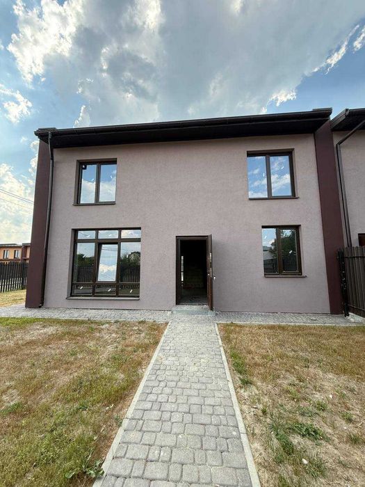 Продаж котеджів в КМ Затишок, всього 9 км від Львова
