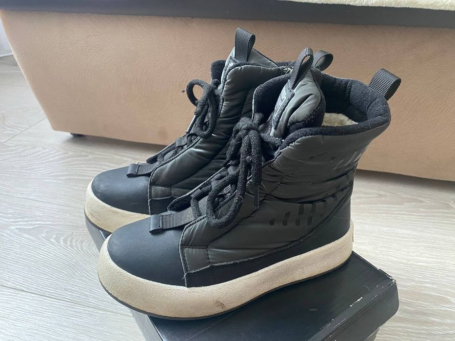 Ботаніки, черевики, чобітки