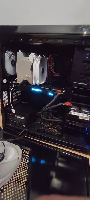 Komputer do gier i zadań roboczych GTX 1080 , DDR4