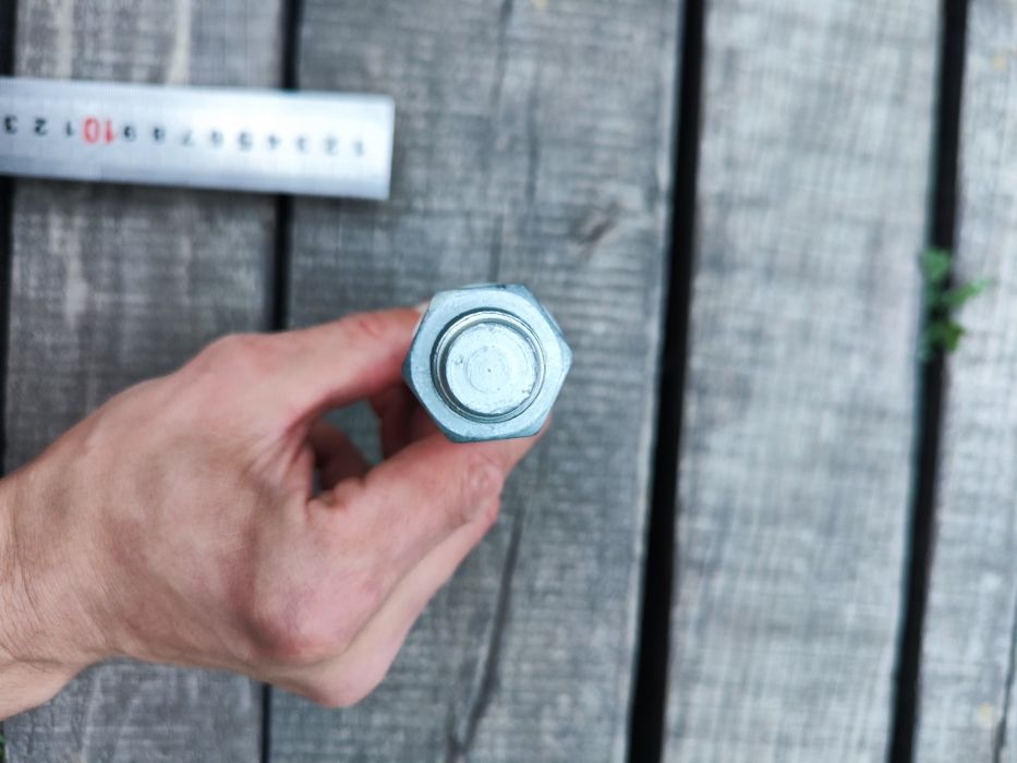 Дюбель-анкер 170 мм, М20