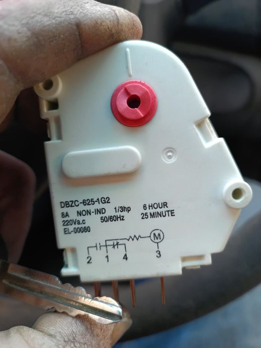 Ремонт холодильников.