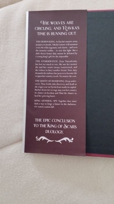 "Rule of wolves" de Leigh Bardugo em capa dura