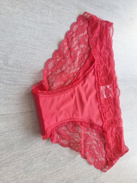 Majtki koronkowe nowe rozm. S/M