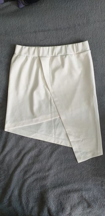 Spódniczka asymetryczna