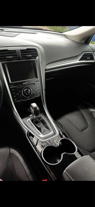 Ford Fusion гібрид