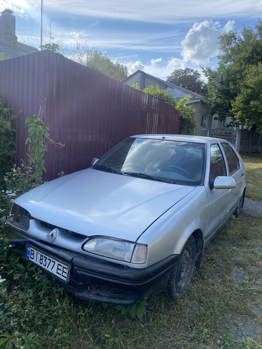 продам Рено 19 в Сумах! Renault 19 авто  на ходу под разборку востановление! После простоя