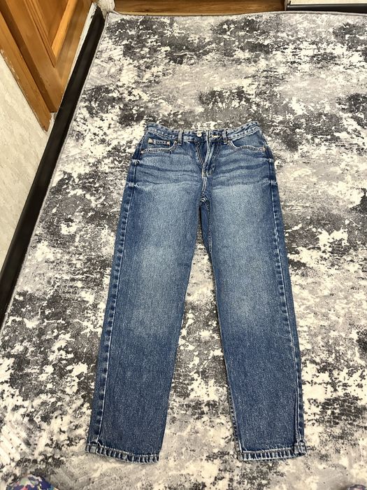 Продам джинси моми