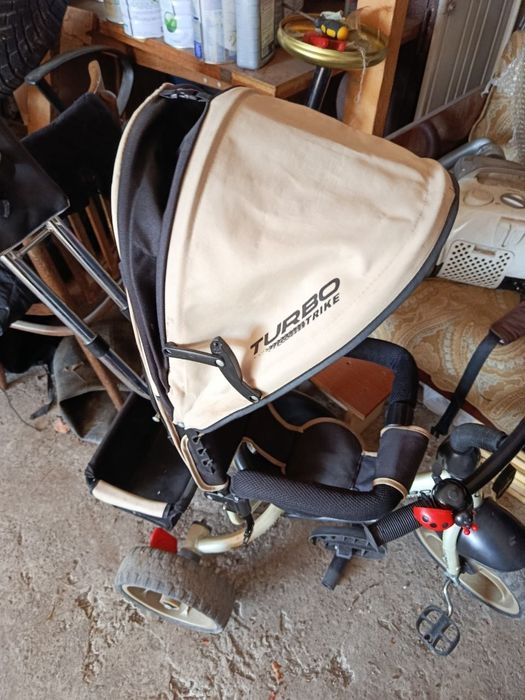 Велосипед з батьківською ручкою