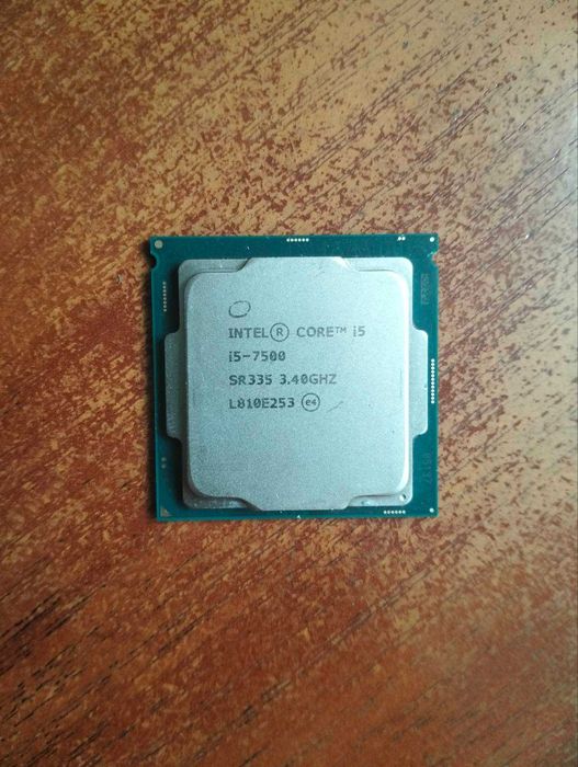 Процесор Intel Core i5-7500 (сокет 1151)
