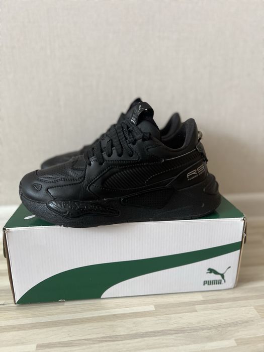 Кросівки 37 розмір Puma RS-Z LTH