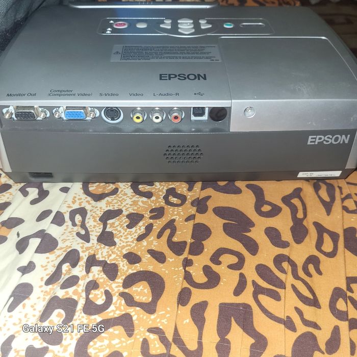 Тв проектор  б/у