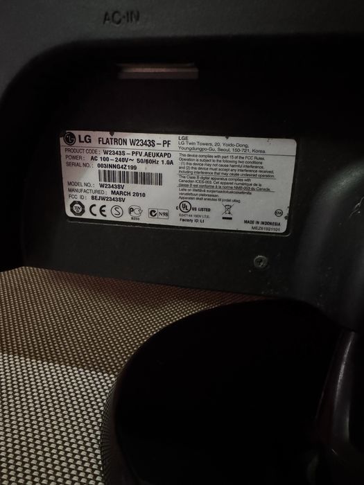 Монітор LG FLATRON W2343S (Монитор)