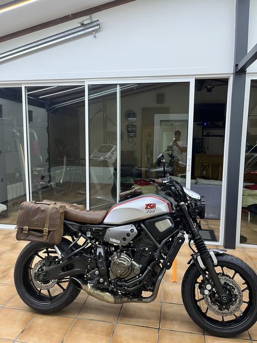 Yamaha xsr 700 35kw (livrete)