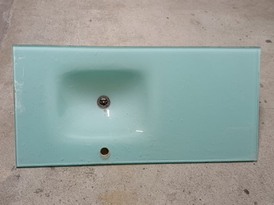 Lavatório em vidro temperado