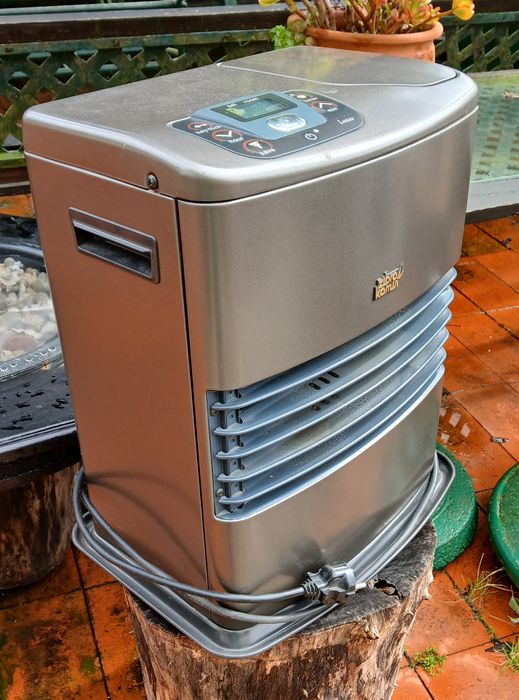 Aquecedor a parafina líquida