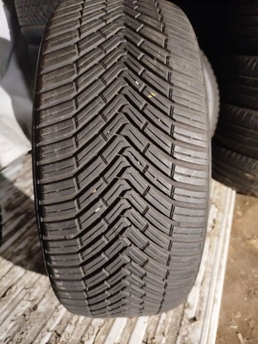 Opona 1szt 225/45/19 96W Continental AllSeasonContact