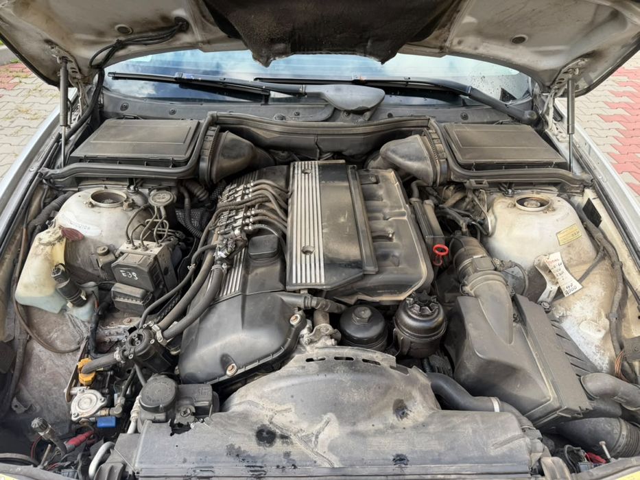 BMW 520 2.2 г/б