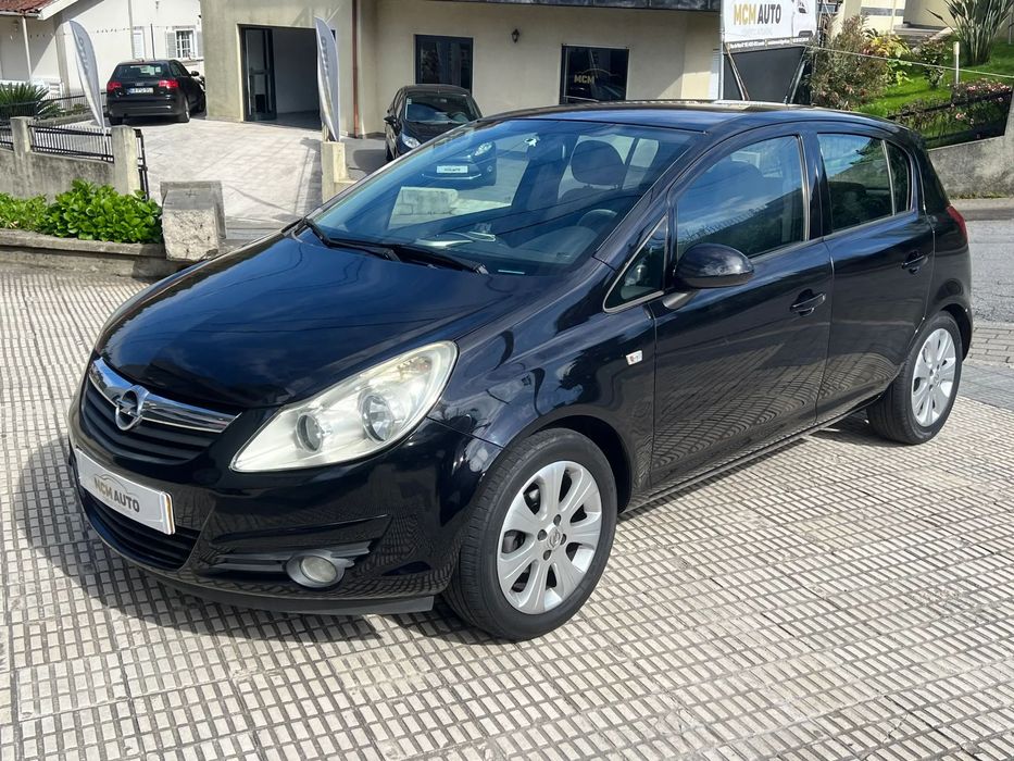 Opel Corsa 1.2 Enjoy