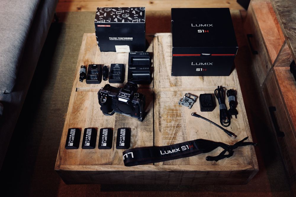 Lumix S1H - 4 akumulatory Panasonic oryginalne - klatka