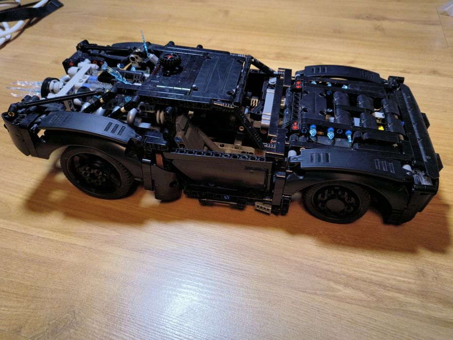 Lego technic колекція the batman модель betmobil 42127