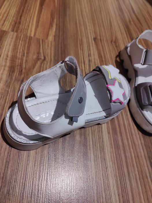 Sandałki Bartek rozm 38