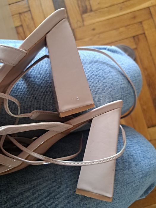 Босоніжки  на каблуку , 41 Boohoo