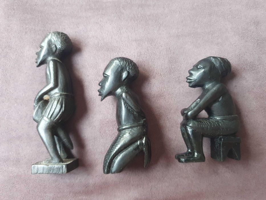 Arte Africana - 3 Figuras de Artesanato em pau preto - Anos 80