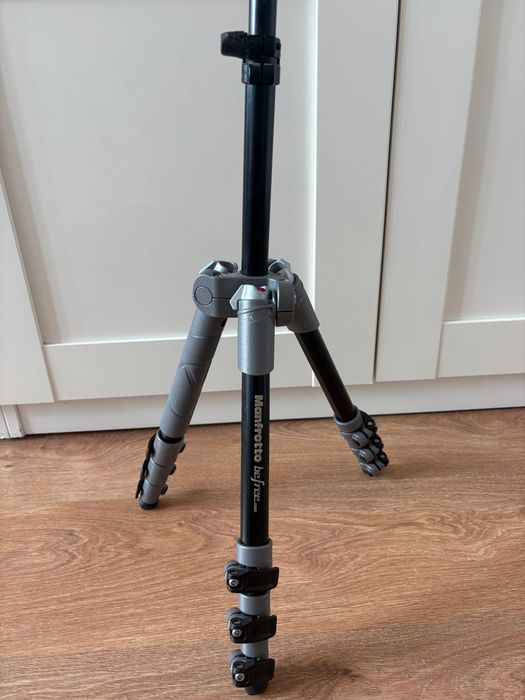 Statyw manfrotto