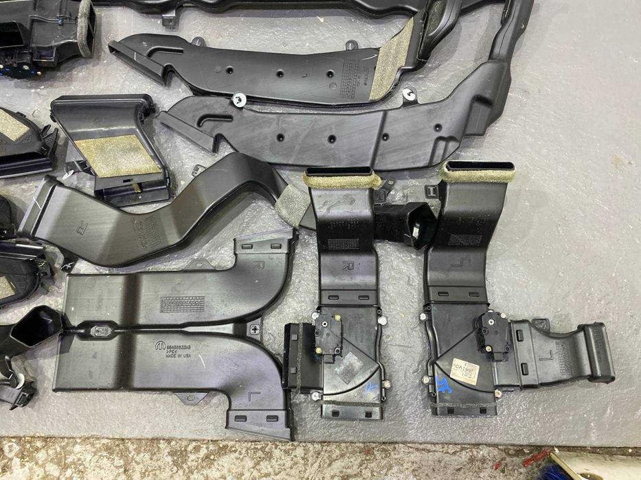 Воздуховод Jeep grand cherokee WL джип гранд черокі ВЛ 2021+